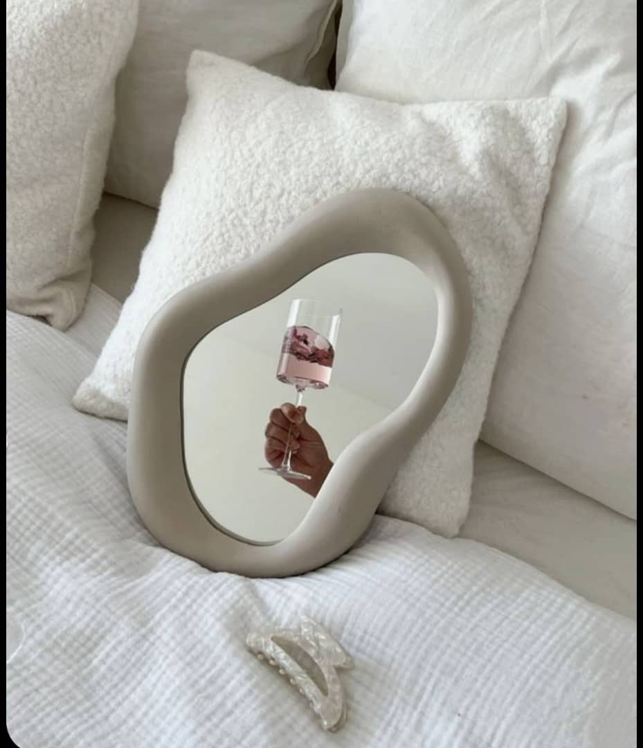 WhatsApp Image 2025-12-09 at 12.28.49 PM قاب آینه - Image 1