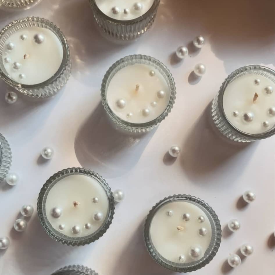 IMG-20260225-WA0016 گیفت شمع در قوطی فلزی - Image 1